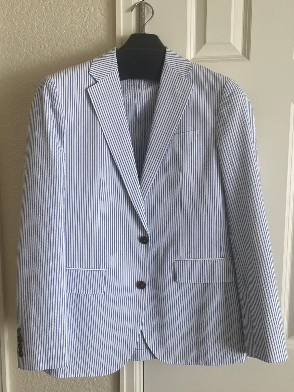 Men's Seersucker Suit
